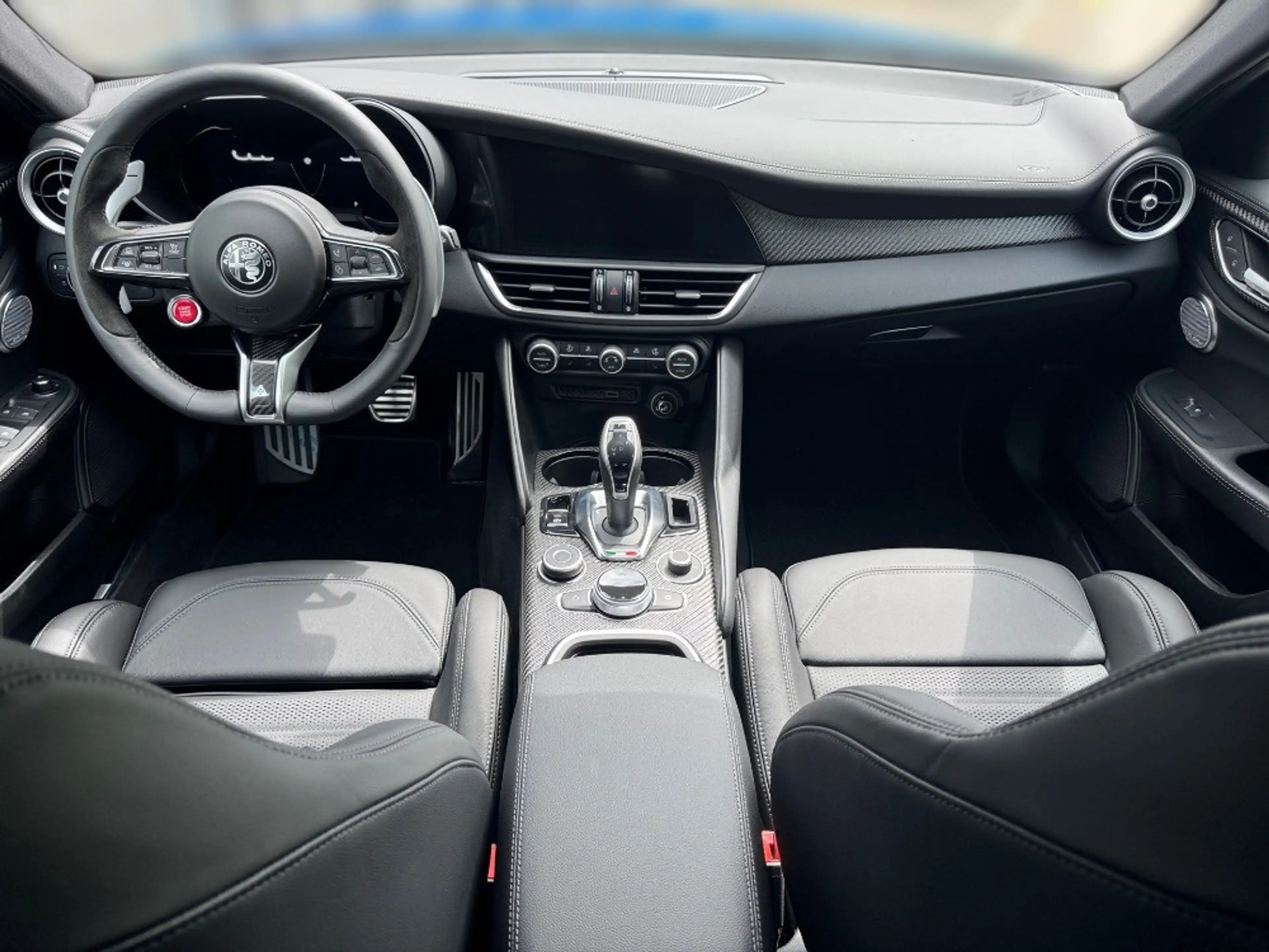 Alfa Romeo Giulia Quadrifoglio MY24 SOFORT|AKRA|TECHNO — photo 11