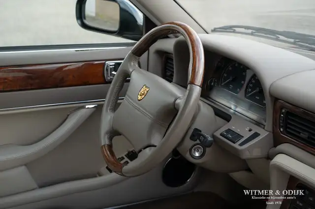 Jaguar XJ view 10