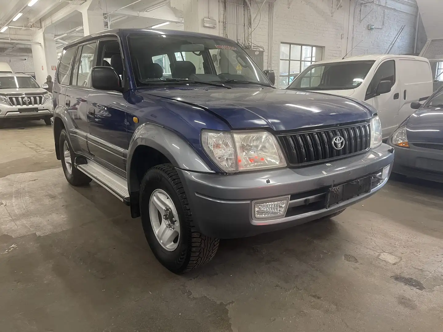 Toyota Land Cruiser 3.0 Turbo Vip export - 2
