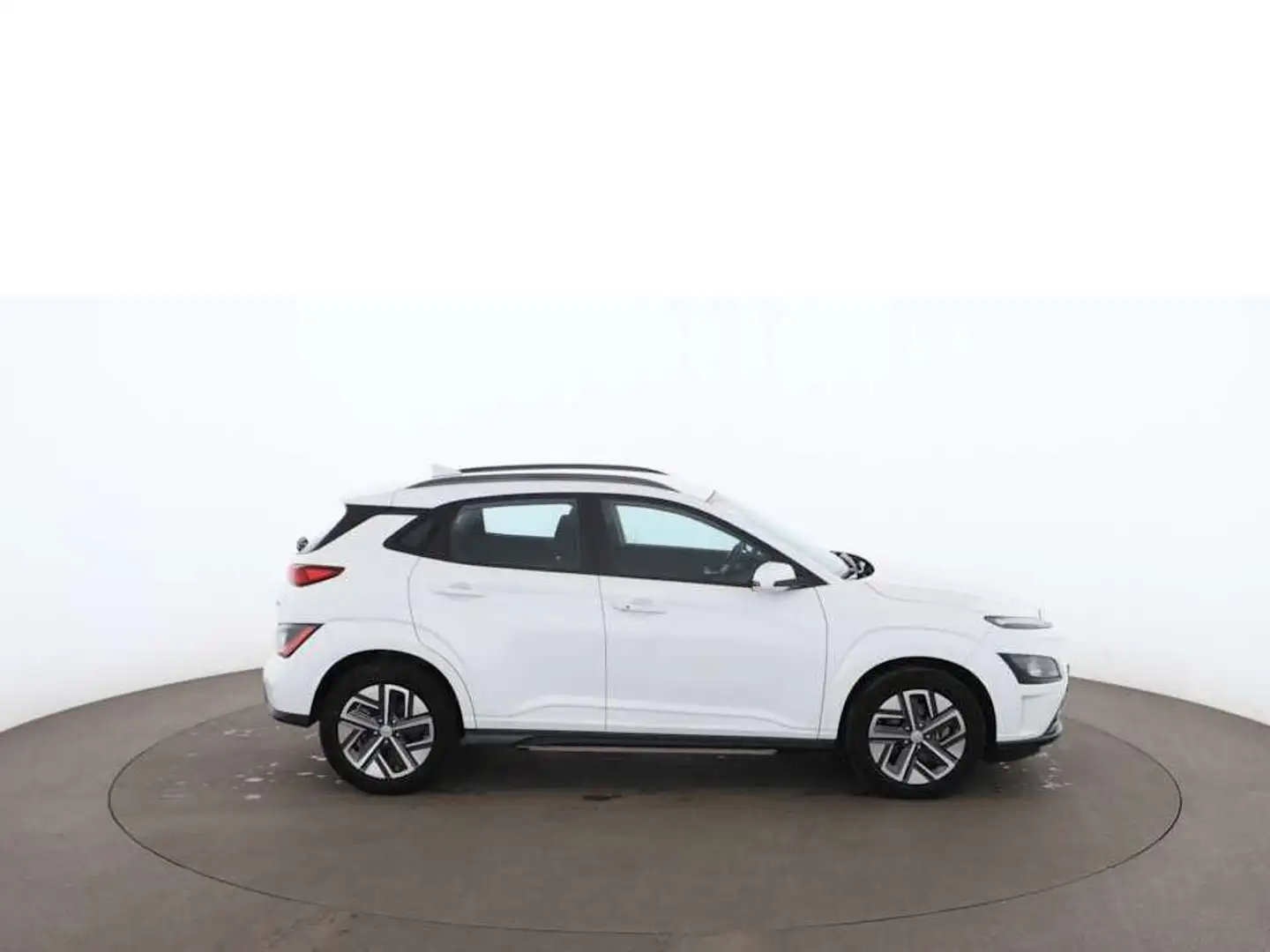 Hyundai KONA Elektro Select 39kWh Aut RADAR SITZHZG R-CAM Blanco - 2
