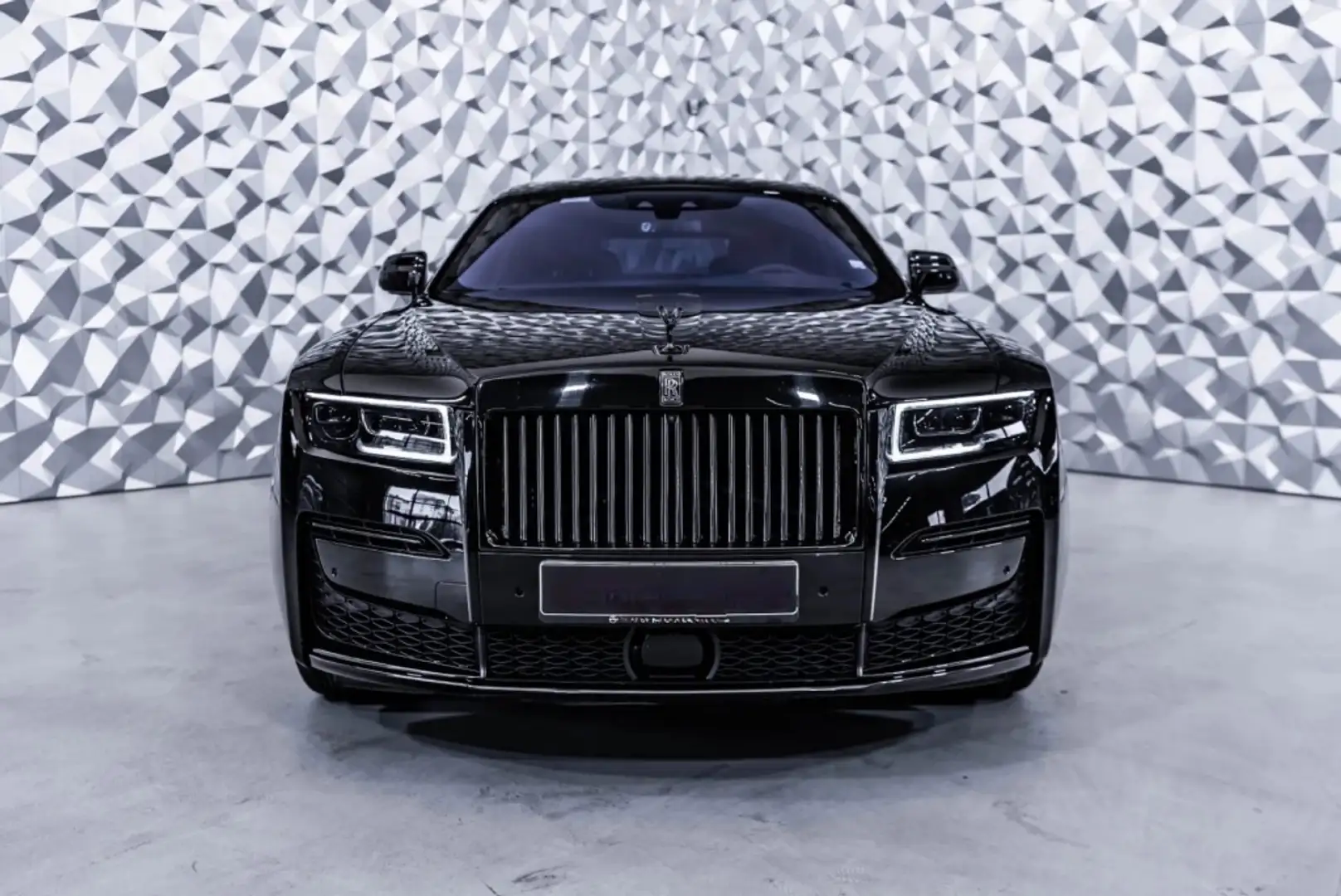 Rolls-Royce Ghost Black Badge Zwart - 2