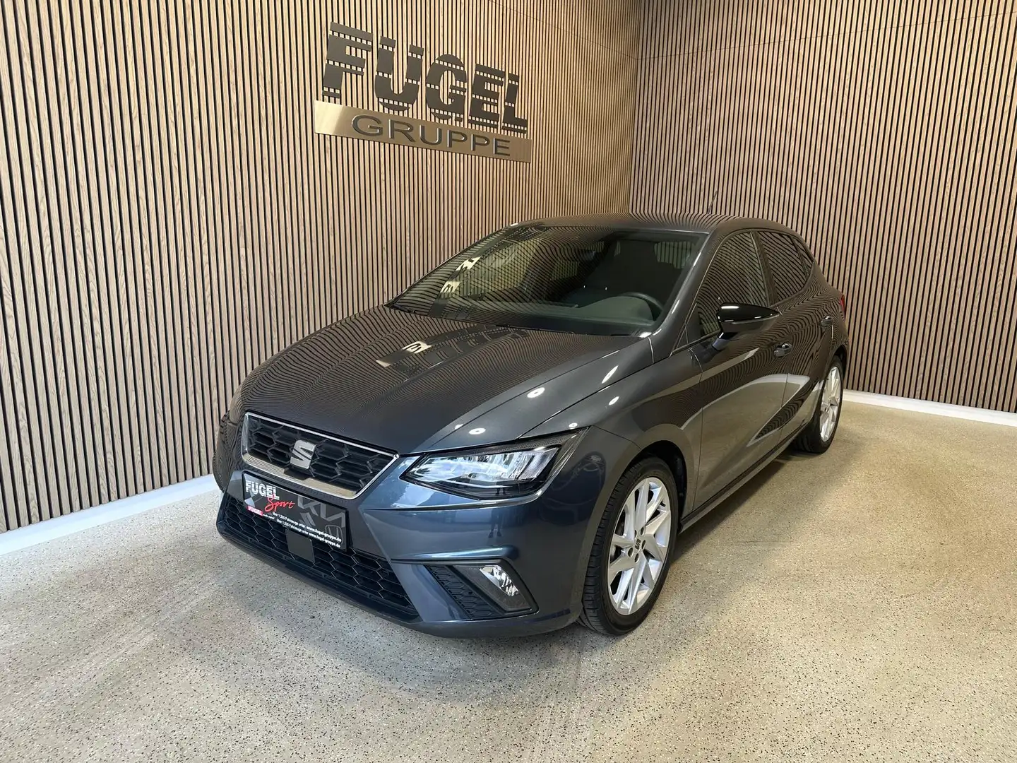 SEAT Ibiza 1.0 TSI FR LED|ACC|PDC|ALU|DAB Grau - 2