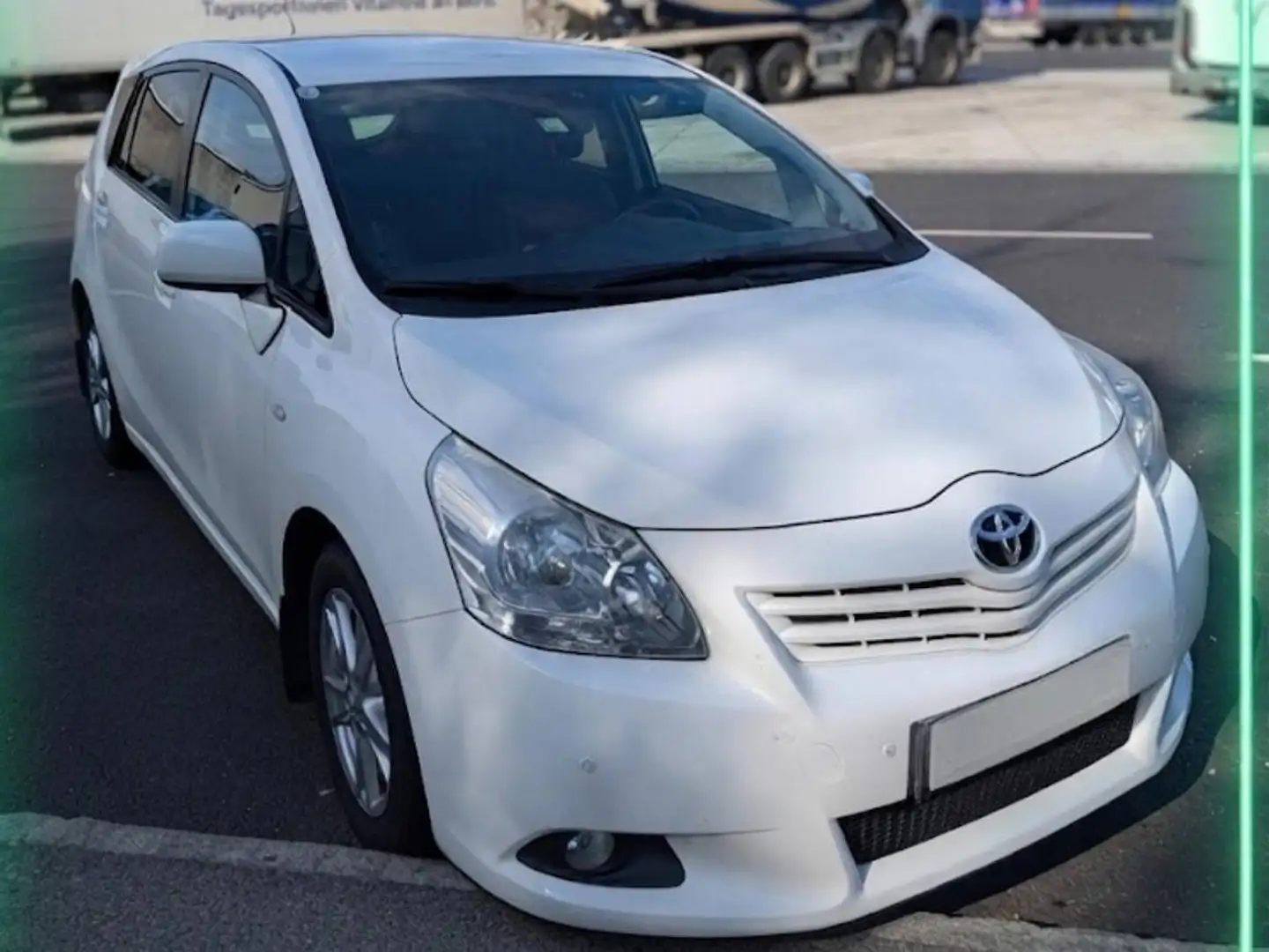 Toyota Verso Verso 2,0 D-4D 125 High DPF High Weiß - 1