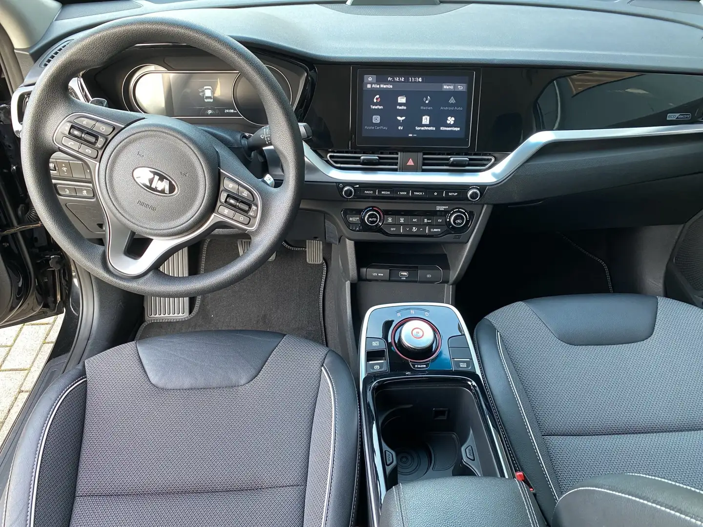 Kia Niro e- Edition 7 CAM/TEMPO/StauAssist Schwarz - 2