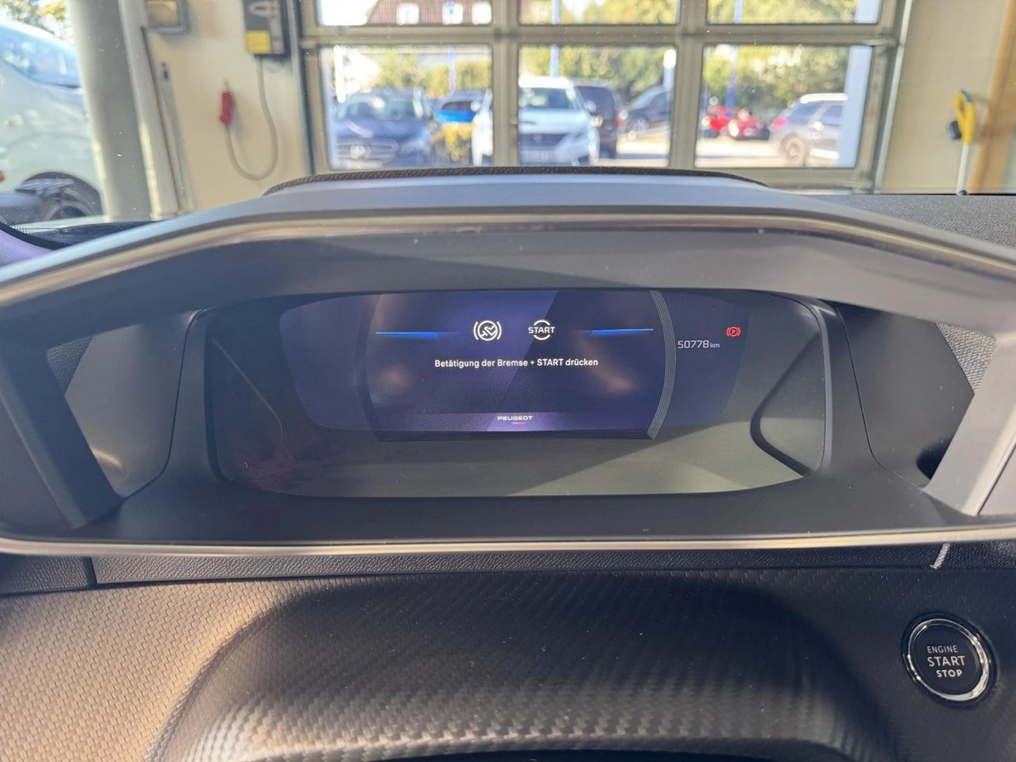 Peugeot 2008 Hybrid 145 GT, Kamera, ACC, LED! Bluetooth — photo 15