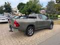 Toyota Hilux 2.8 Extra Cab 4x4 Automatik *MwSt* Brun - thumbnail 8