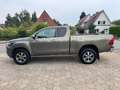 Toyota Hilux 2.8 Extra Cab 4x4 Automatik *MwSt* Brun - thumbnail 4