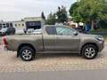 Toyota Hilux 2.8 Extra Cab 4x4 Automatik *MwSt* Brun - thumbnail 5