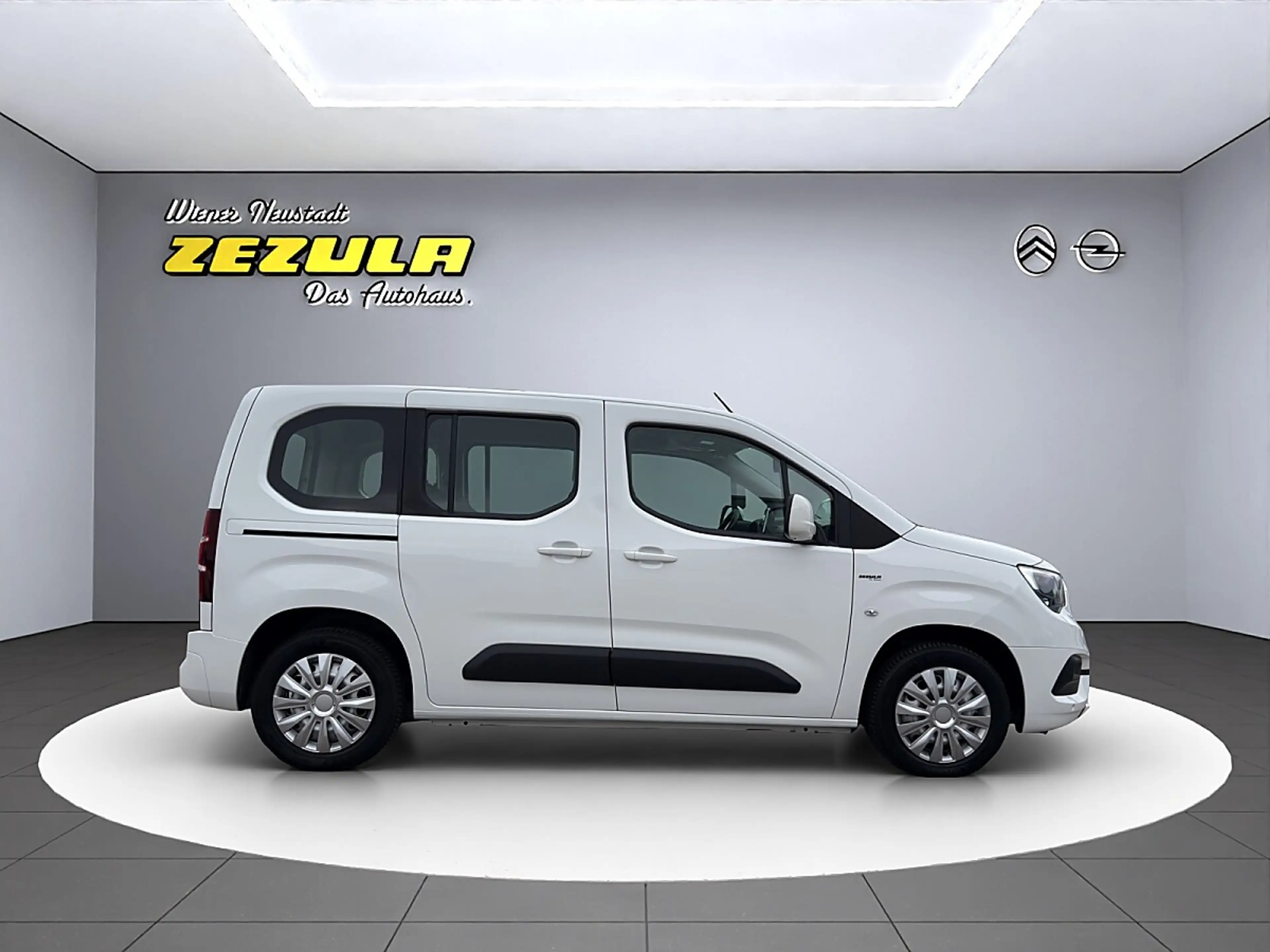 Opel Combo Life 1,5 CDTI BlueInj. L L1H1 Edition S/S — photo 6