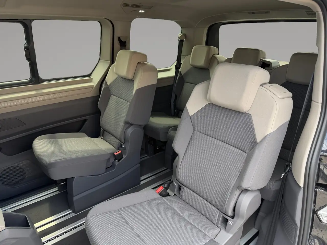 Volkswagen T7 Multivan 2026 — фото 13