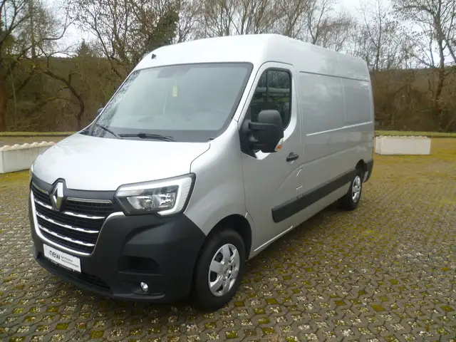 Renault Master Blue dCi 180 L2H2 VA Komfort