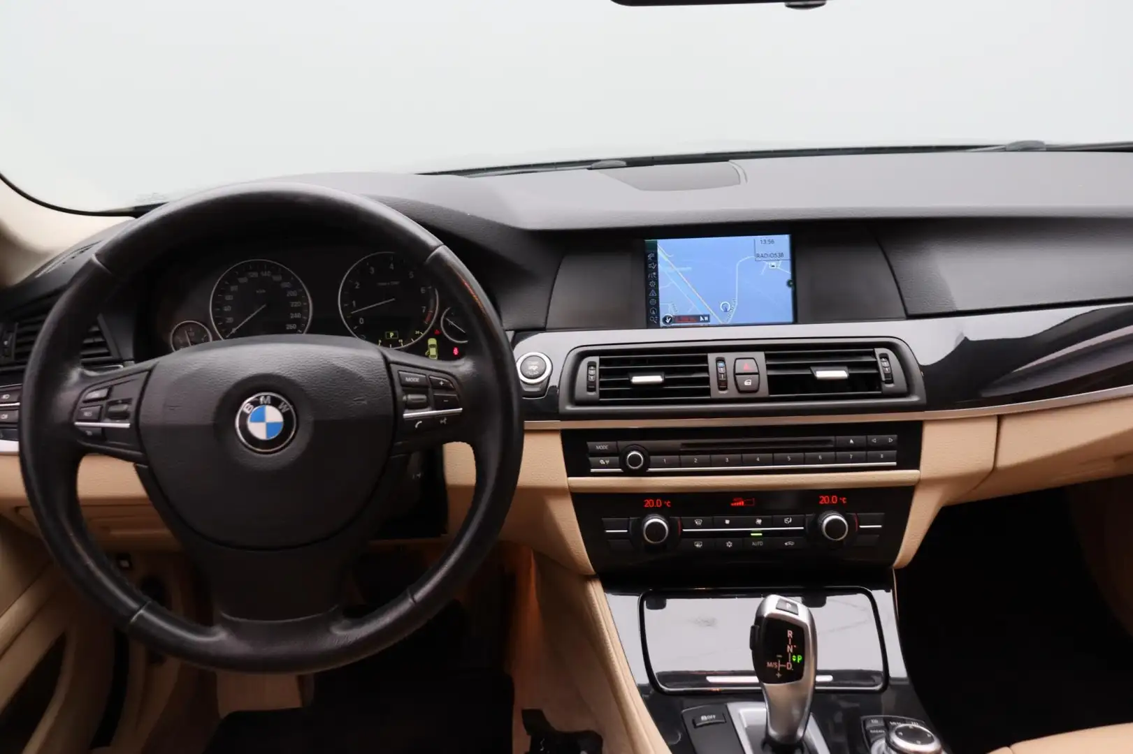 BMW 523 5-serie 523i Executive Origineel NL Leder Navigati Grijs - 2