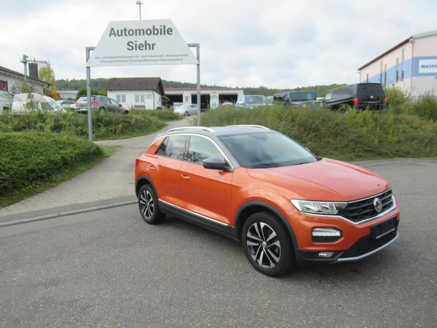 Volkswagen T-Roc United Orange - 2
