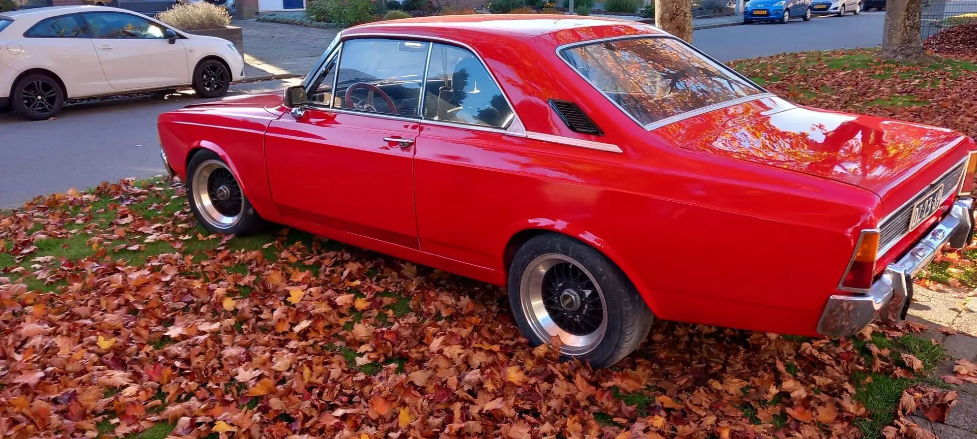 Ford Taunus 20M P7b Hardtop coupe Red - 1