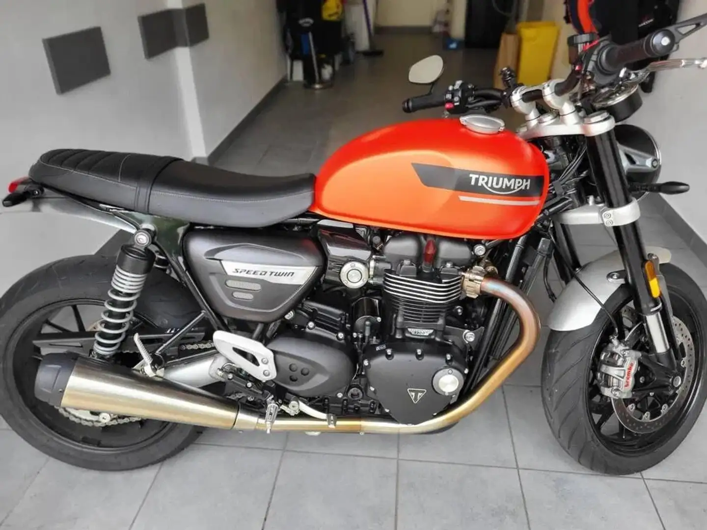 Triumph Speed Twin Оранжевий - 1