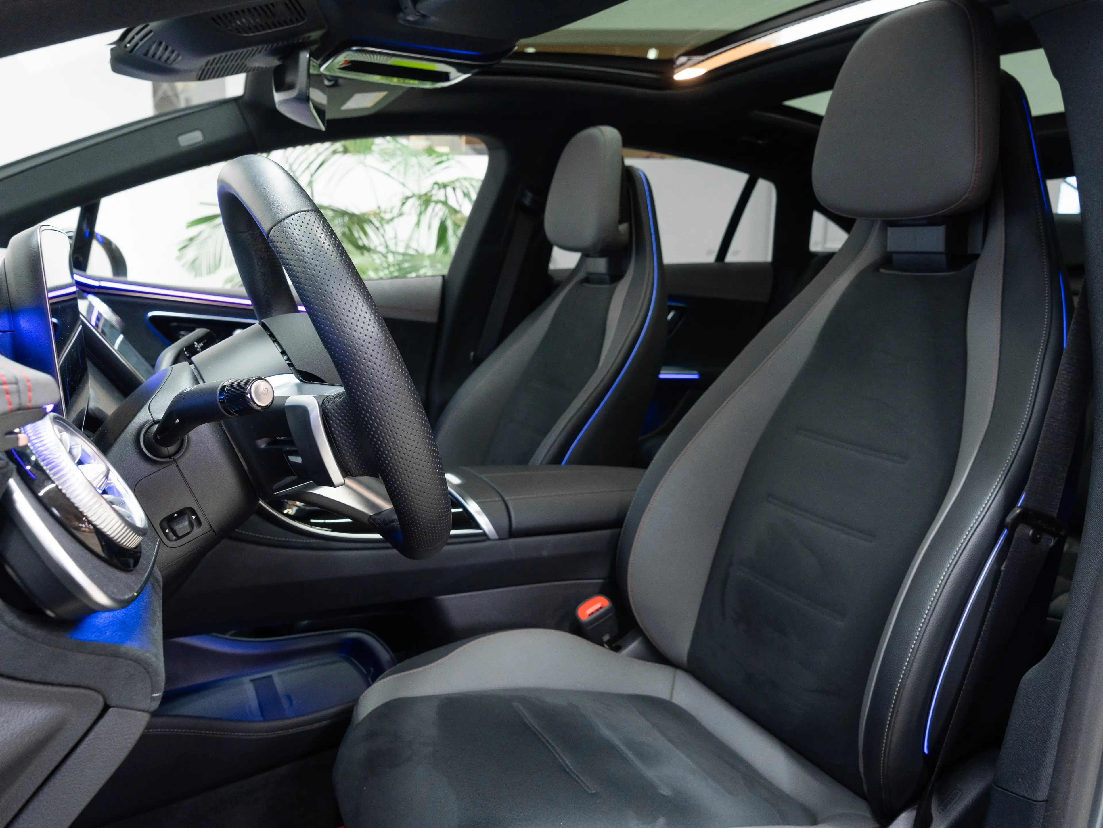 Mercedes-Benz EQE 350 4Matic AMG Premium Night PANO Achterassturing — photo 10