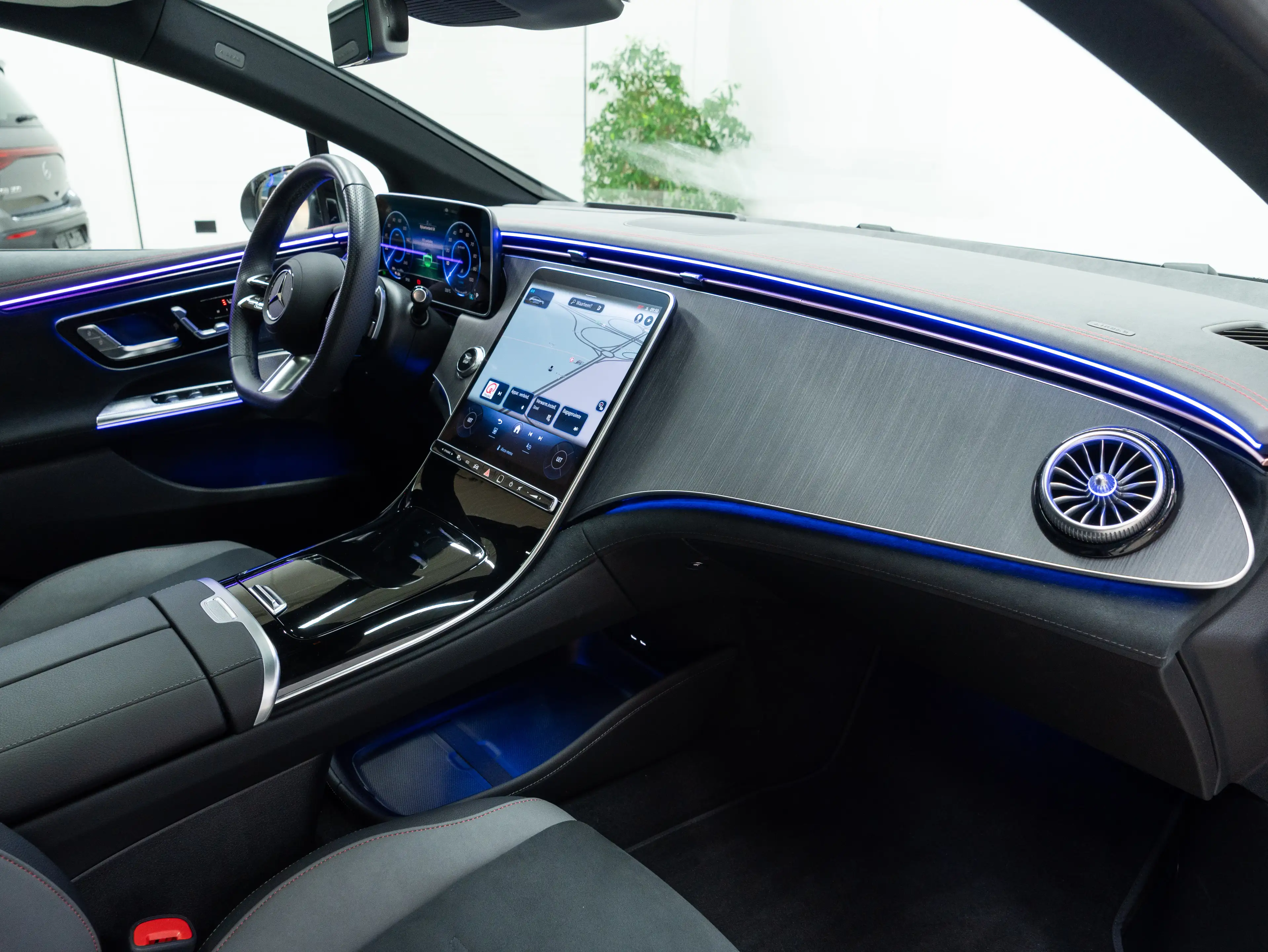 Mercedes-Benz EQE 350 4Matic AMG Premium Night PANO Achterassturing — photo 11