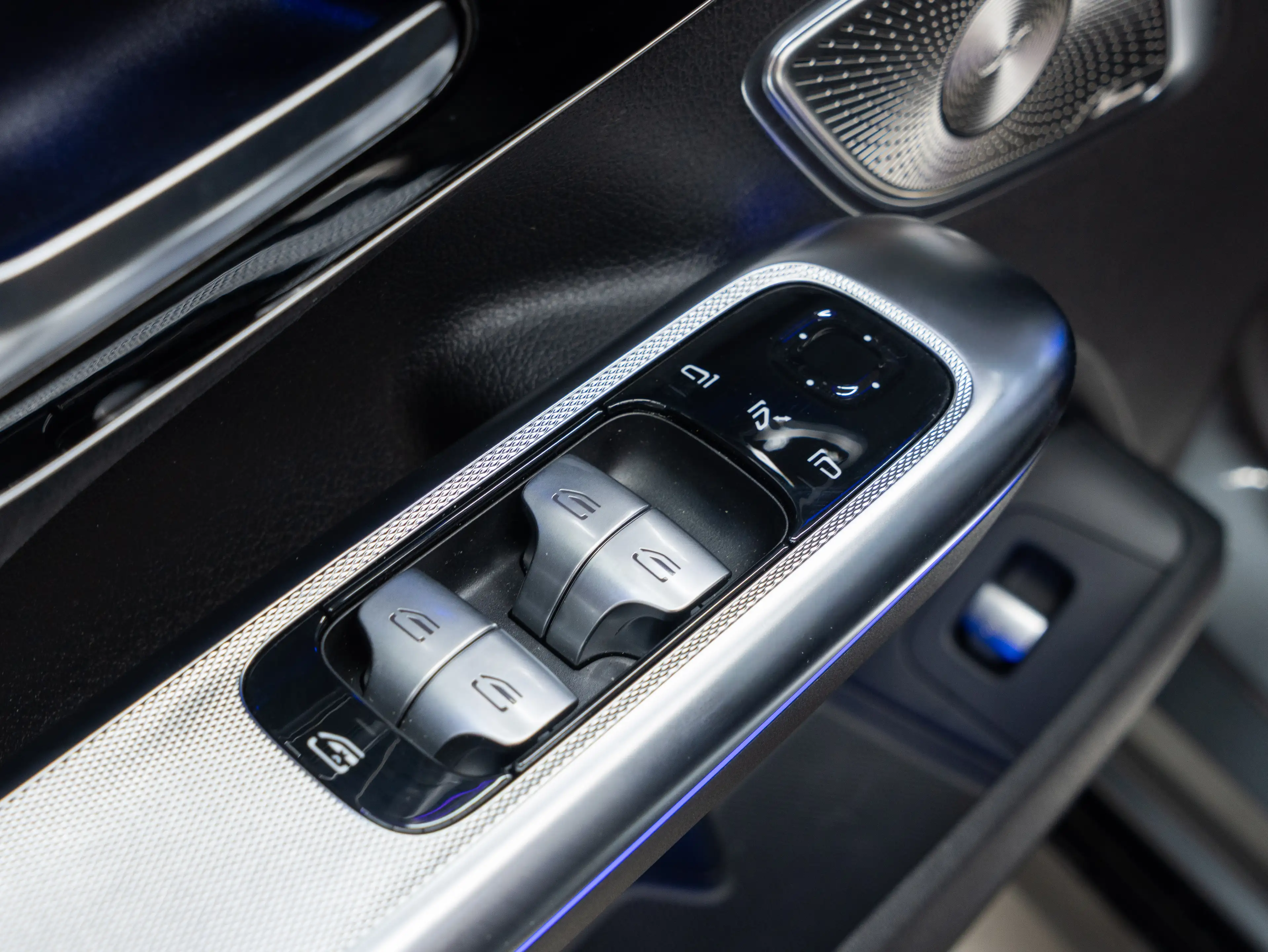Mercedes-Benz EQE 350 4Matic AMG Premium Night PANO Achterassturing — photo 9
