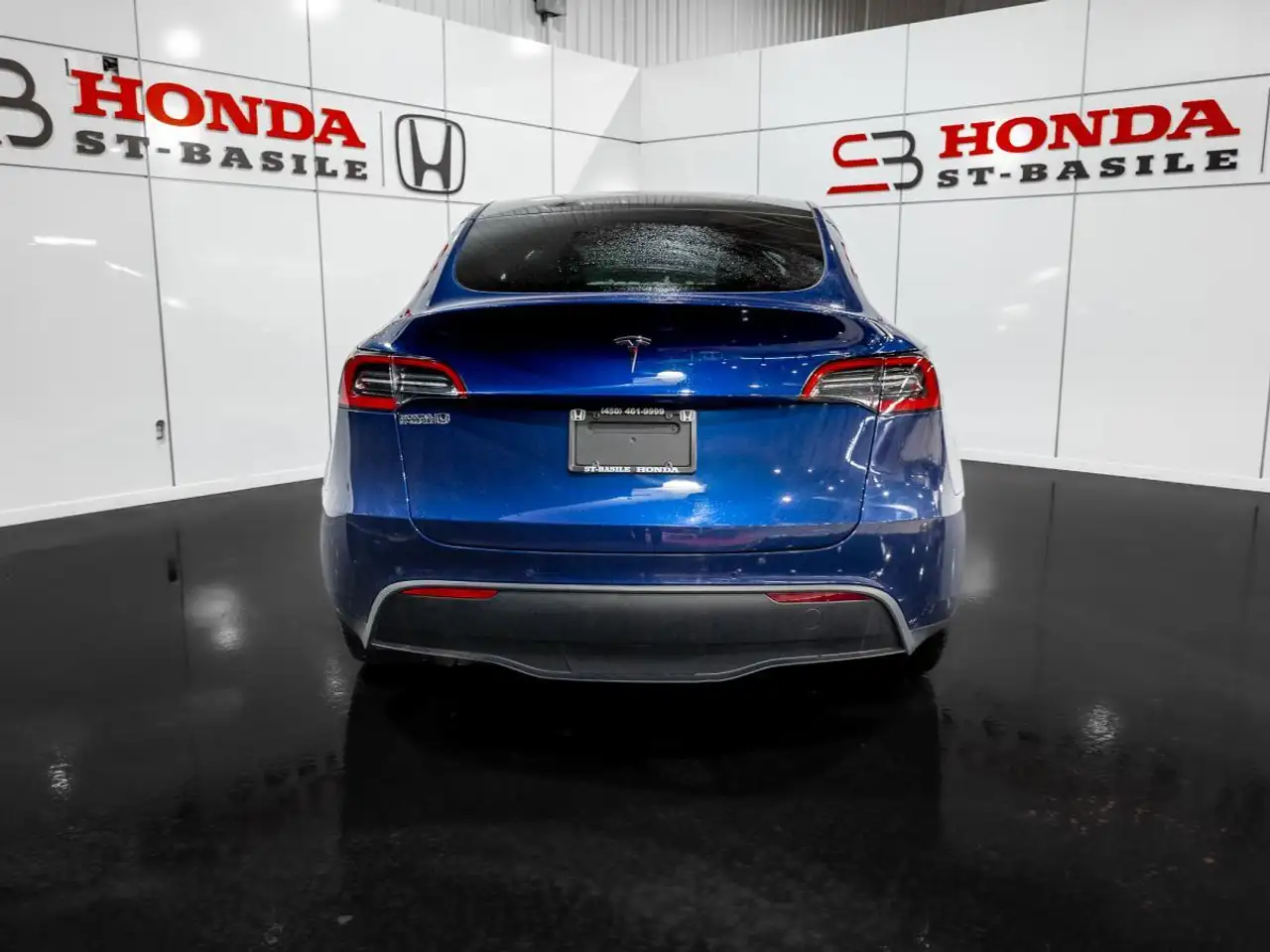 Tesla Model Y снимка Tesla Model Y