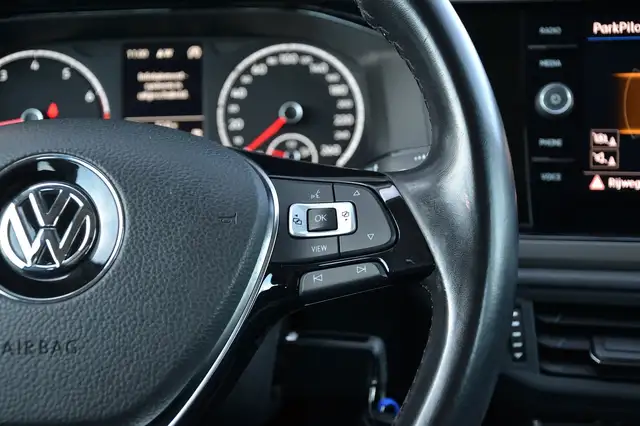 Volkswagen Polo view 20