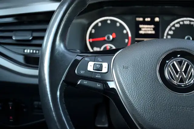 Volkswagen Polo view 19