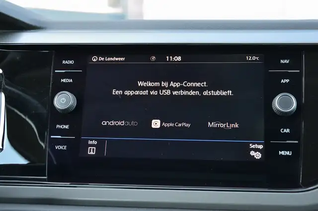 Volkswagen Polo view 12