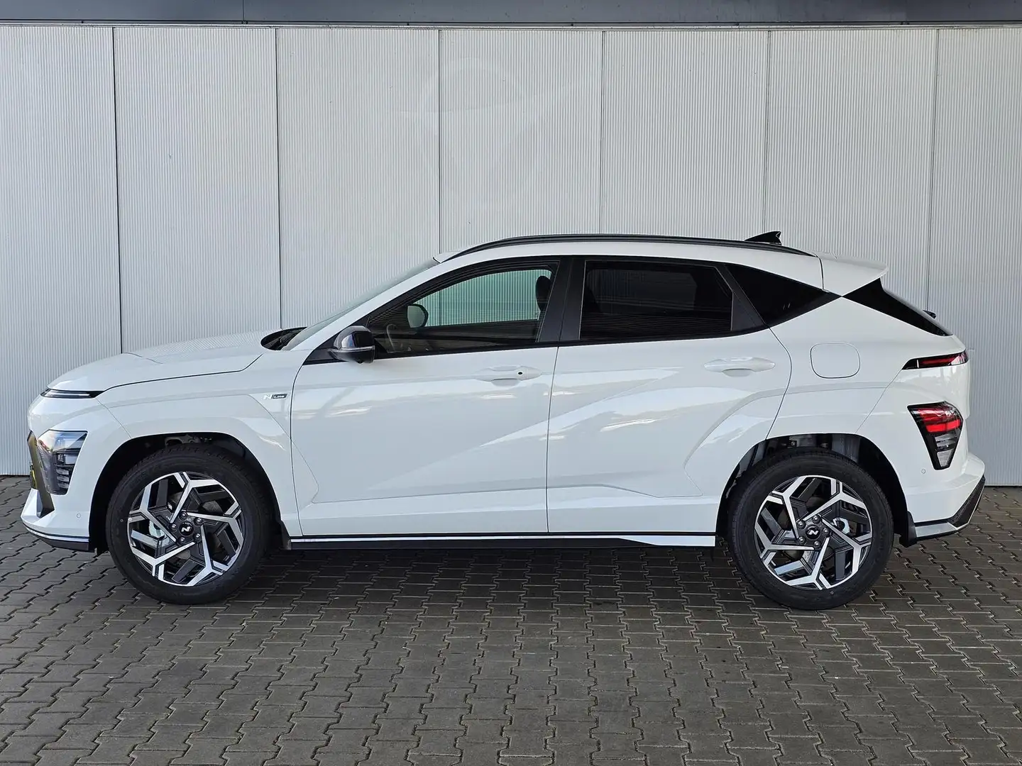 Hyundai KONA N-Line 1.6 GDI 2WD HEV / 360° Kam. / 4x Shz / Sitz Weiß - 2