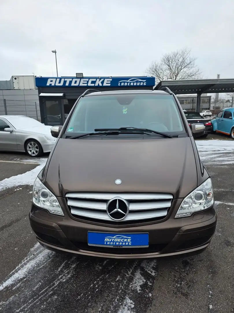 Mercedes-Benz Viano 3.0 CDI Trend Edition lang Braun - 2