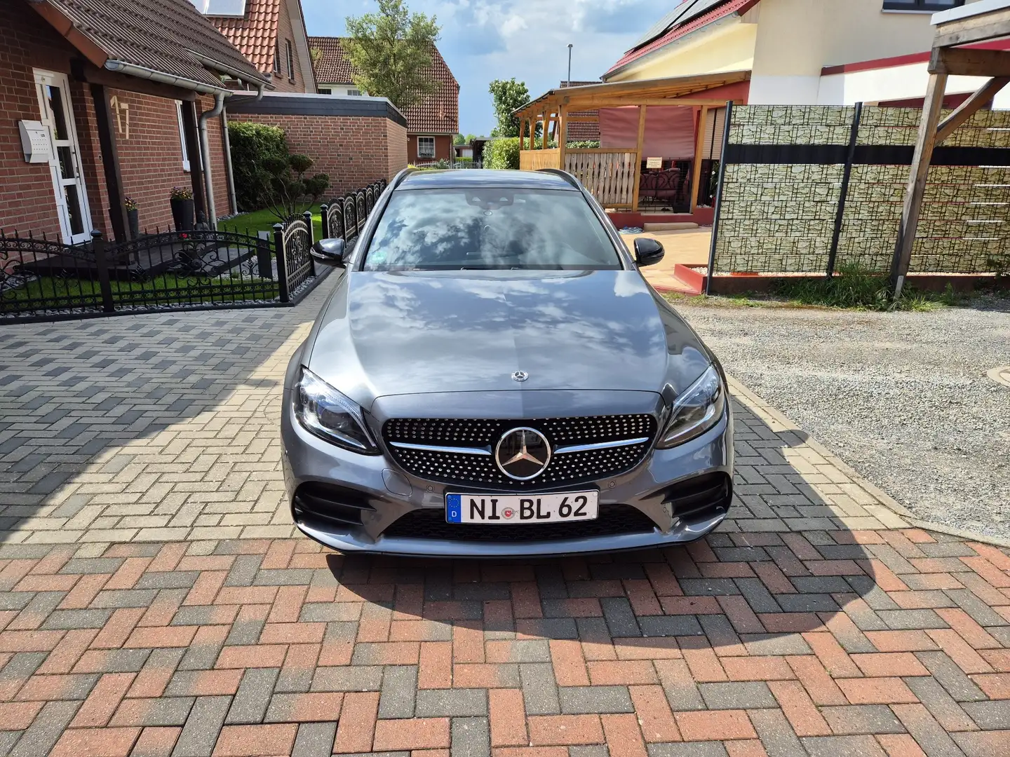 Mercedes-Benz C 300 d T 9G-TRONIC AMG Line Gris - 1