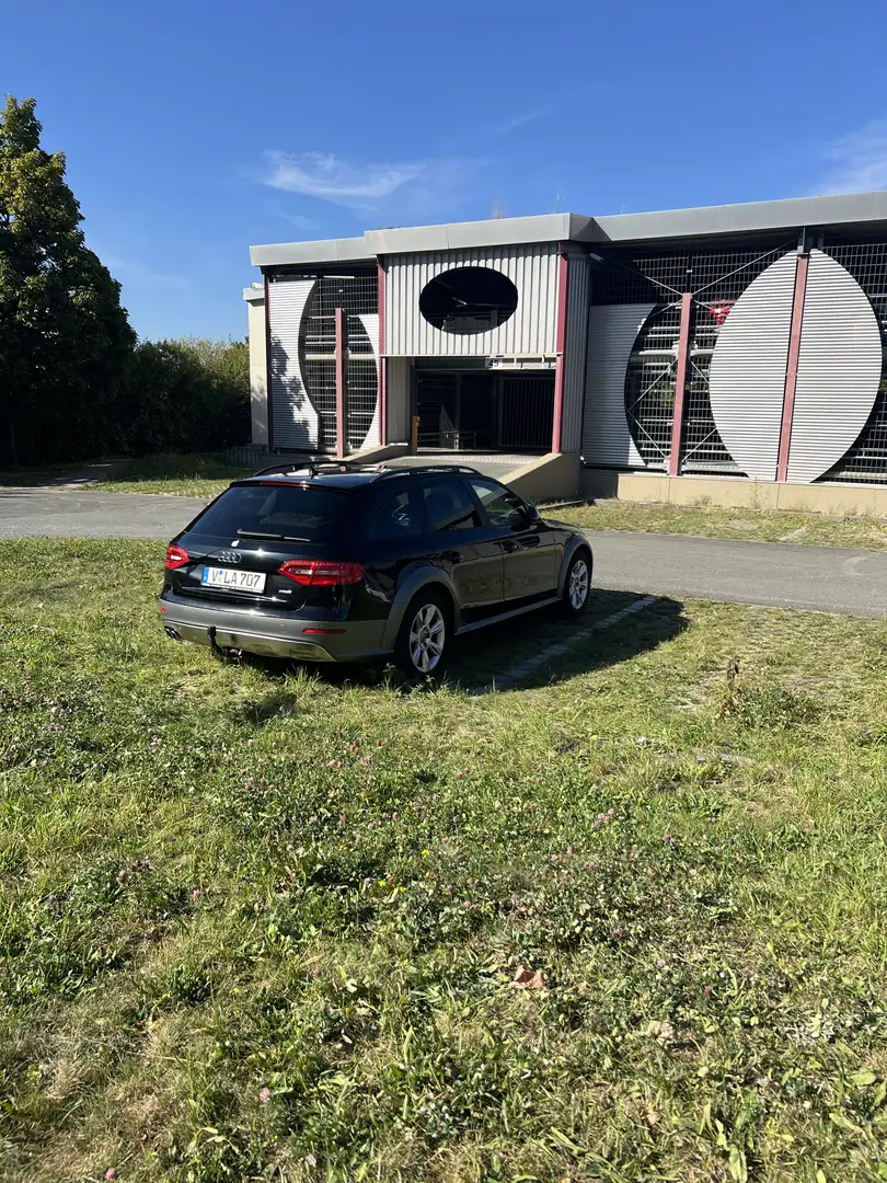 Audi A4 allroad quattro (clean die.) 2.0 TDI DPF S tron Schwarz - 1