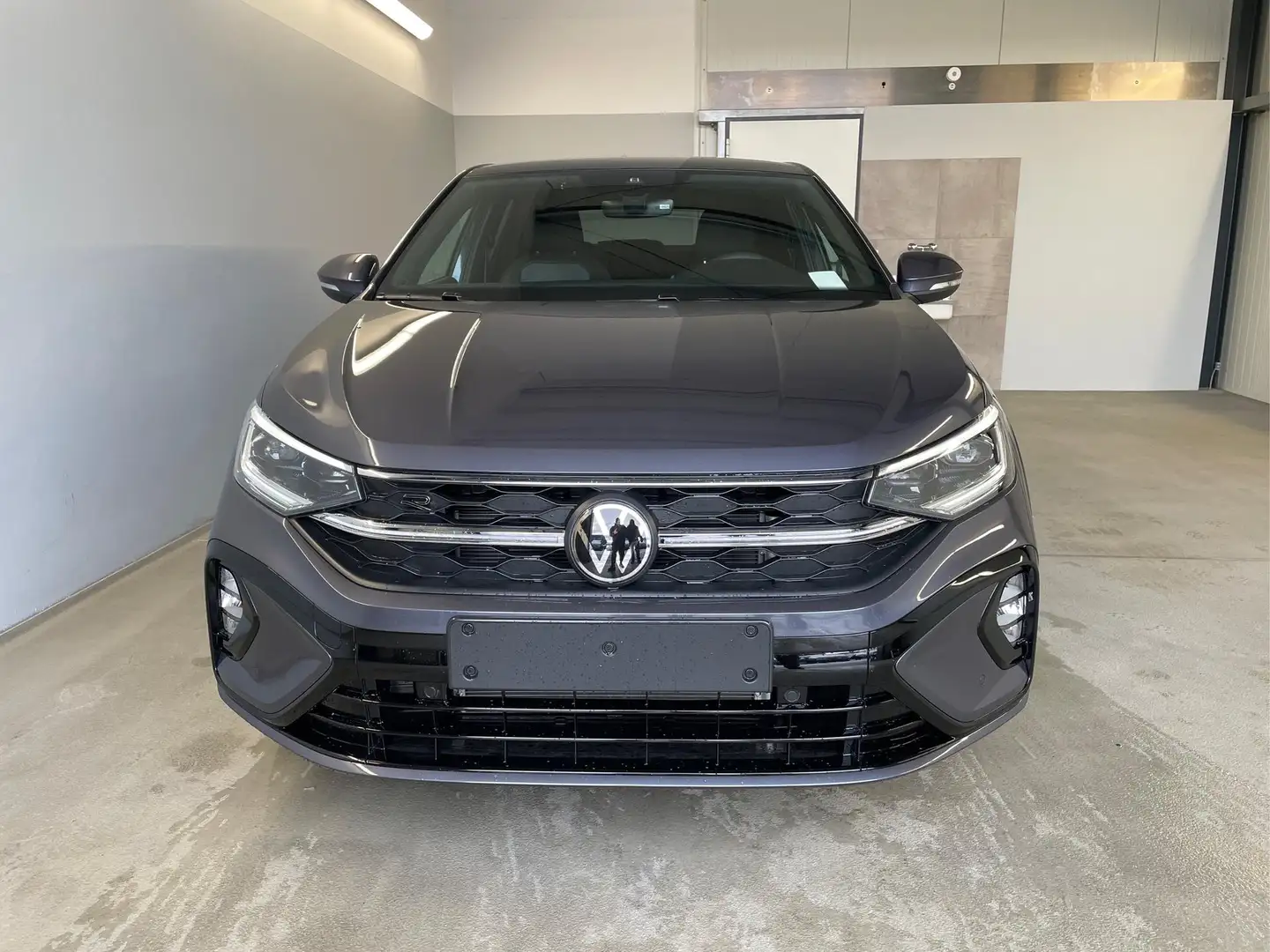 Volkswagen Taigo R-Line 150PS DSG AHK+Pano+IQ-Light 1.5 TSI DSG ... Szürke - 2