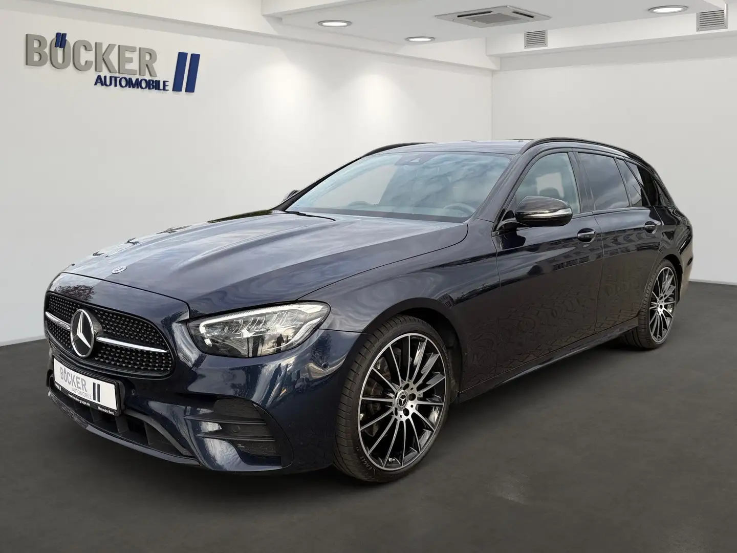 Mercedes-Benz E 220 E220d T-Modell AMG-Line 8-FACH MBUX 20" Bluetooth Blau - 1