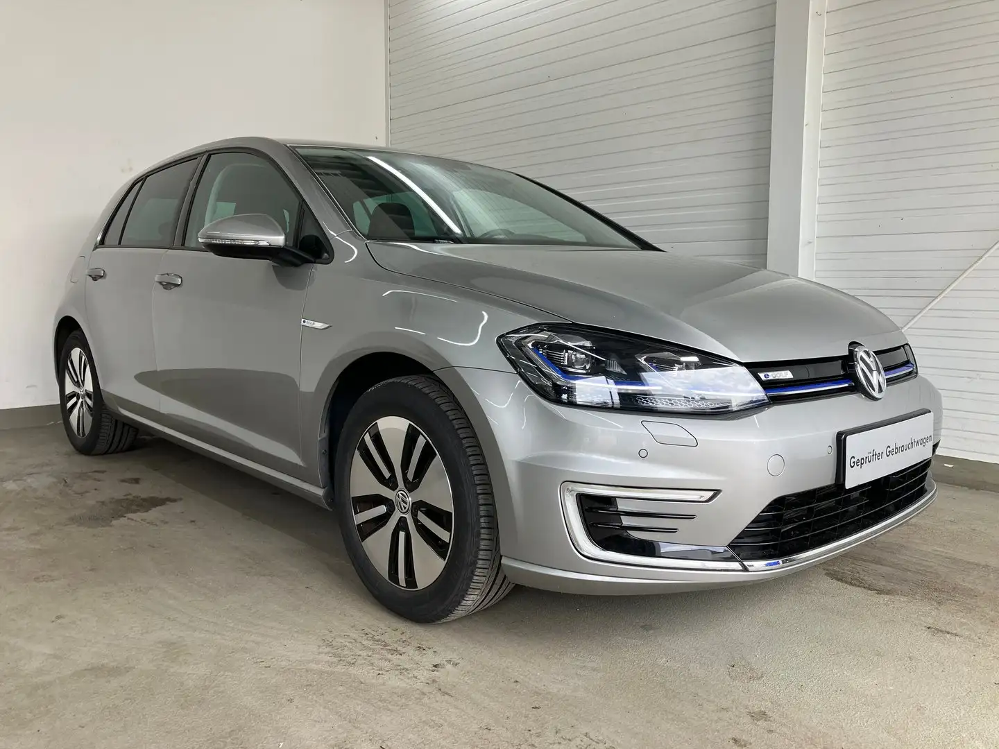 Volkswagen e-Golf VW e-Golf Silber - 1