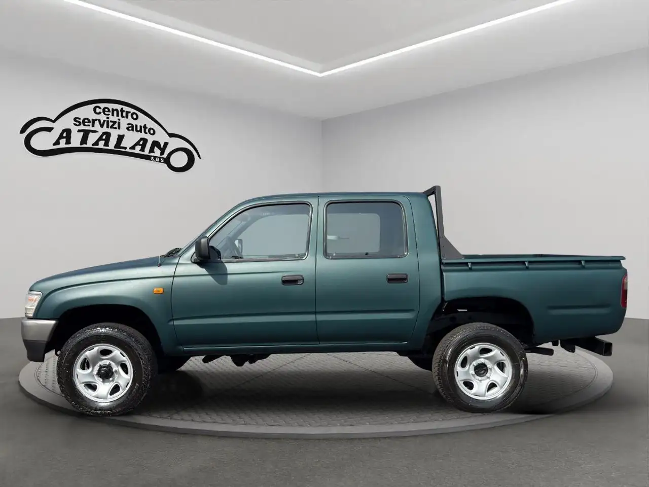 Toyota Hilux 2.4 td 90 cv 4wd 4p Double Cab, foto 2