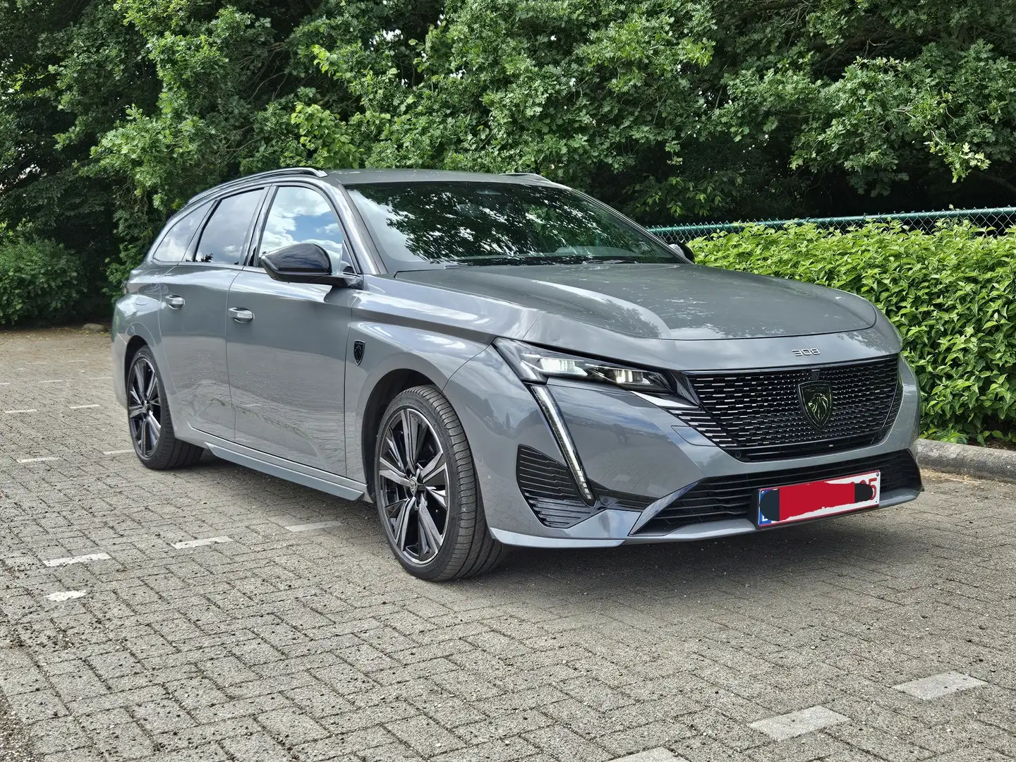 Peugeot 308 SW PureTech 130 EAT8 GT - 2
