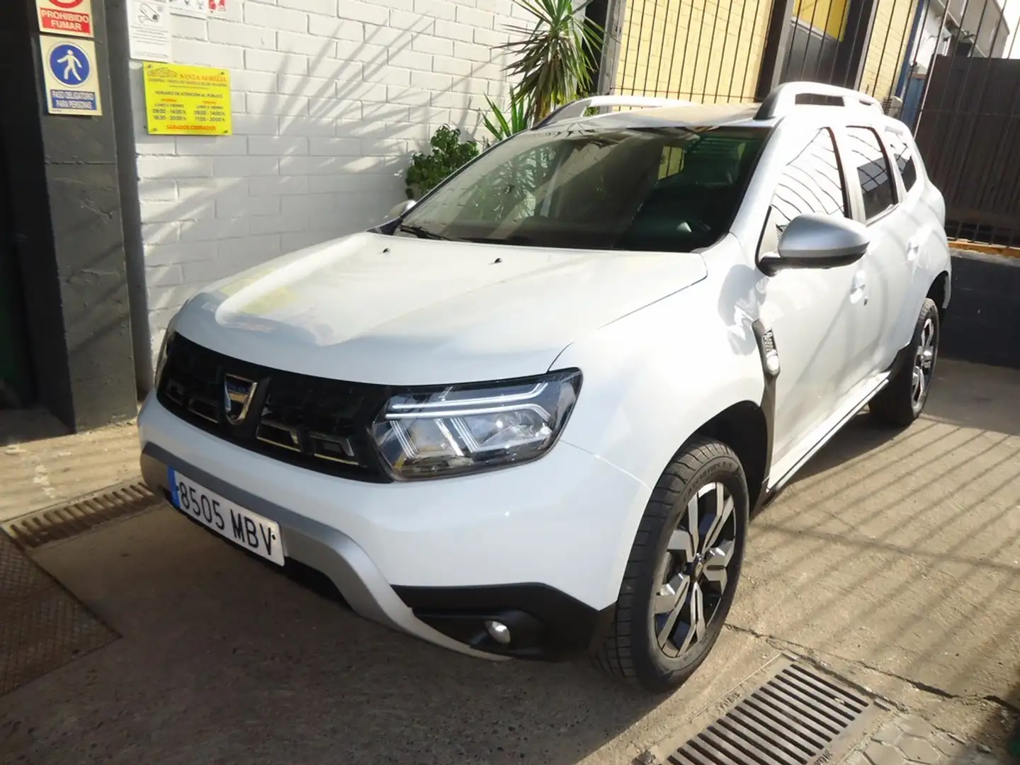Dacia Duster 1.5 Blue dCi Prestige 4x4 85kW Blanc - 1