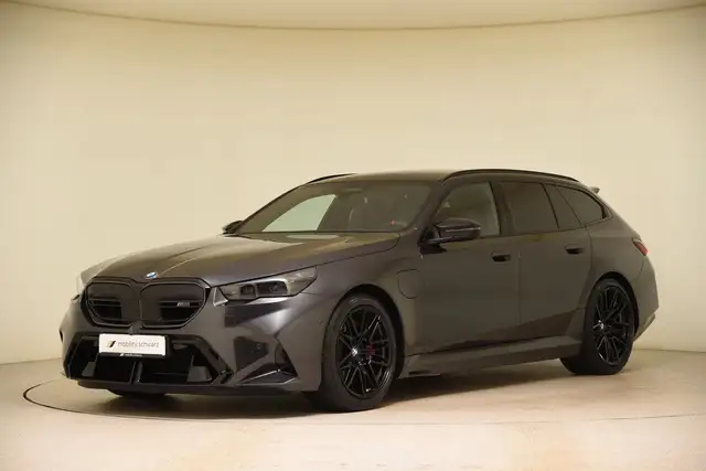 BMW M5 xDrive Touring Pano LED 360° B&W DriveAssProf