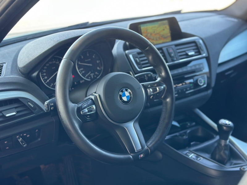 BMW 118 * PACK M * XENON* 5 PORTES* ALCANTARA* NAVI* — photo 7