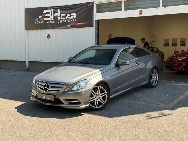 Mercedes-Benz E 220 COUPE 2.2 220 CDI 170 EXECUTIVE 7G-TRONIC / SUIVI COMPLET / GARANTIE /