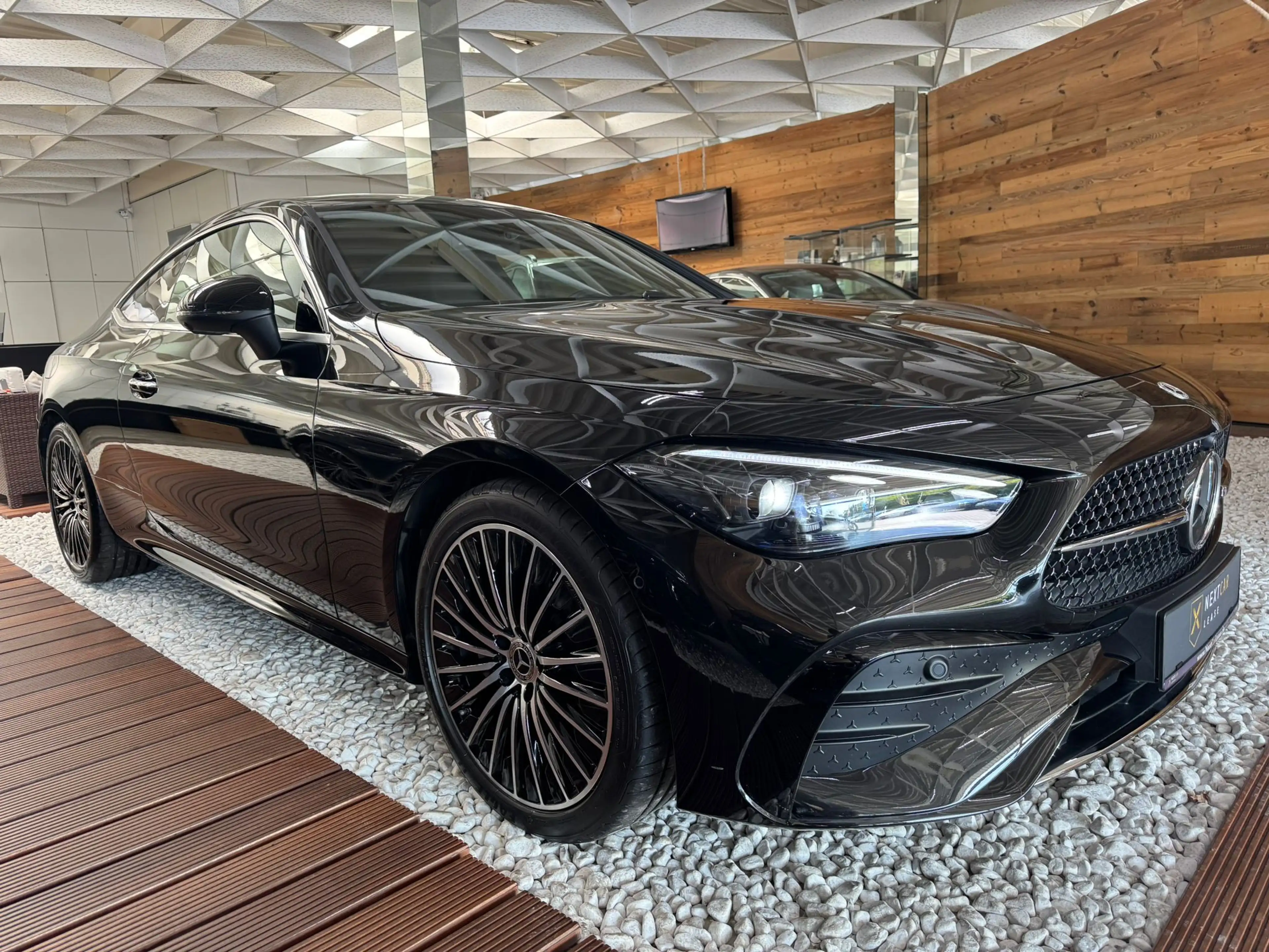 Mercedes-Benz CL 300 4M AMG Hinterachslk HUD PANO SITZBEL360° — photo 3