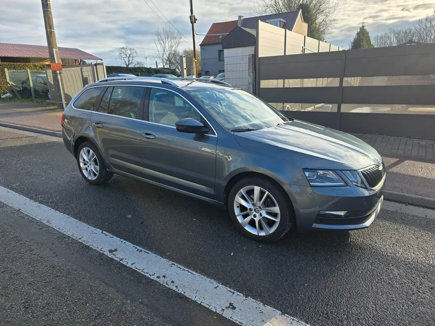Skoda Octavia SW 1.0 TSI Ambition 1°EIG. IN ZEER GOEDE STAAT! Gris - 1