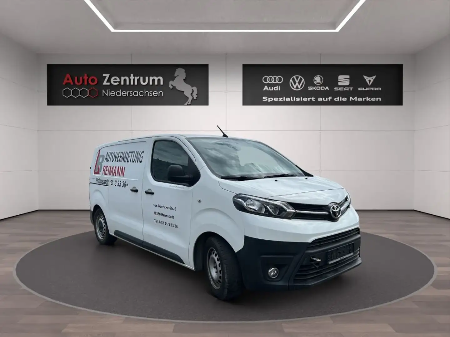 Toyota Proace 1,6-l-D-4D L1 Comfort Weiß - 1