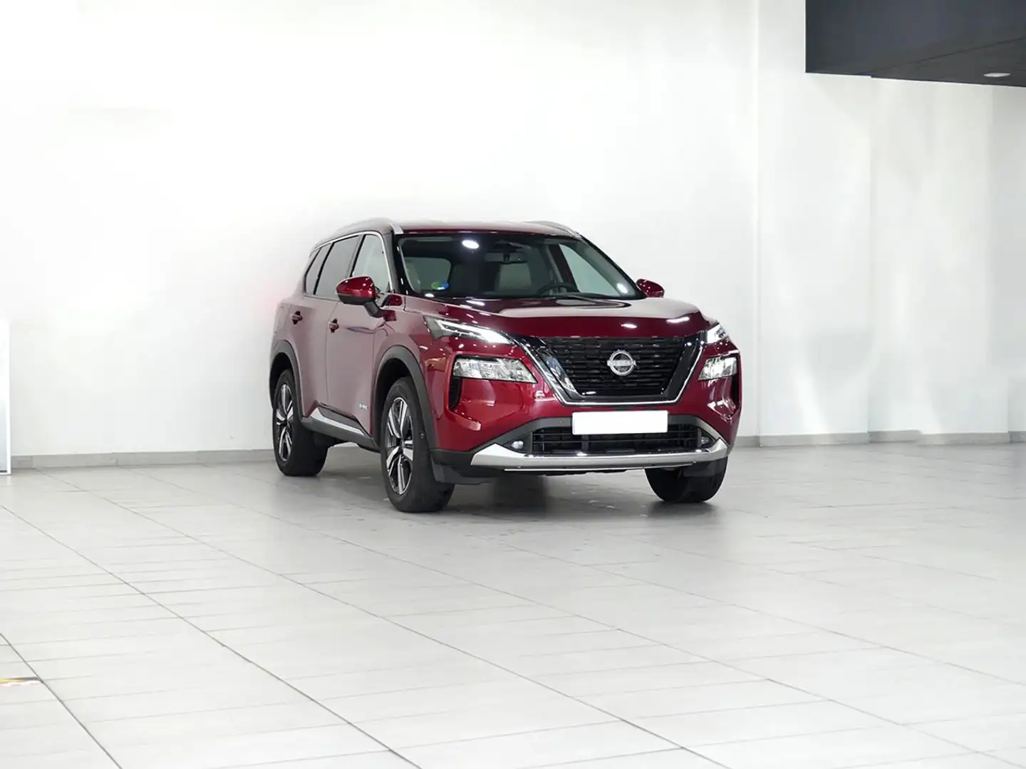 Nissan X-Trail 1.5 EREV E-4ORCE 213 TEKNA 213 5P Rojo - 2