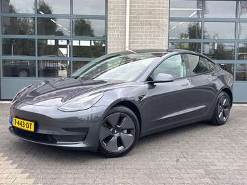 Standard RWD Plus 60 kWh | PANORAMADAK | NIEUW STA