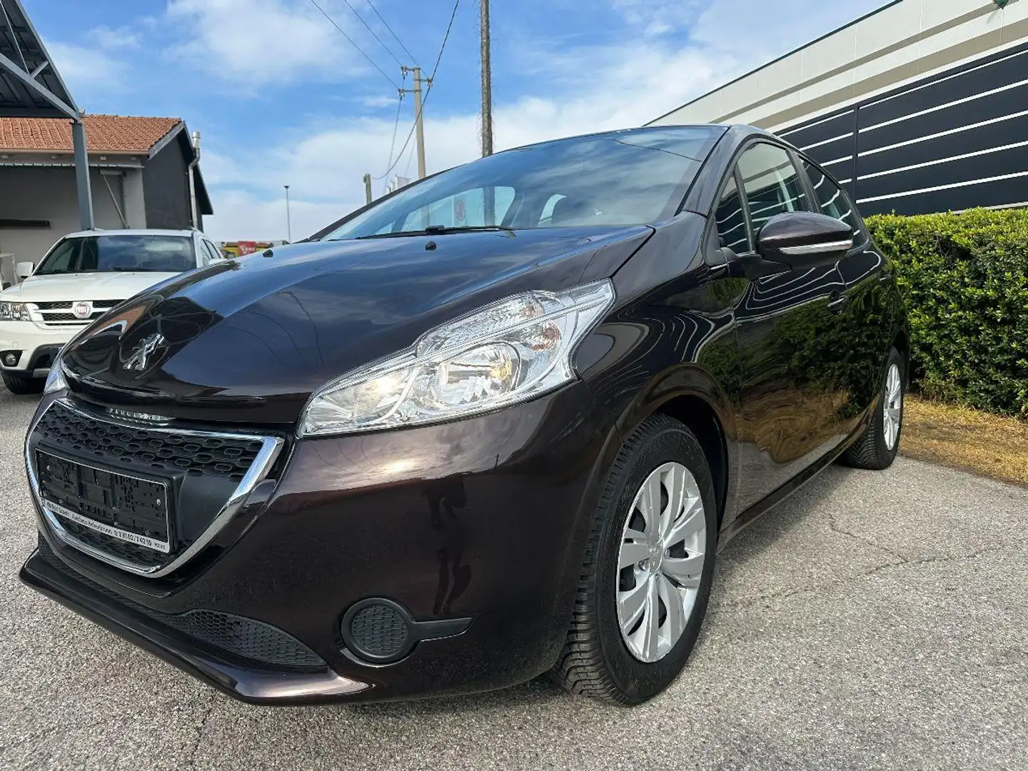 Peugeot 208 1.2 e-VTi 82 CV S&S ETG5 5p. Active Noir - 2