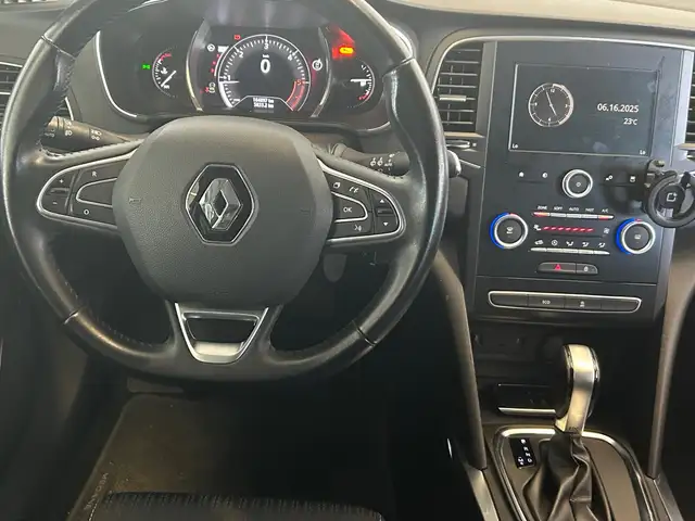 Renault Megane view 4