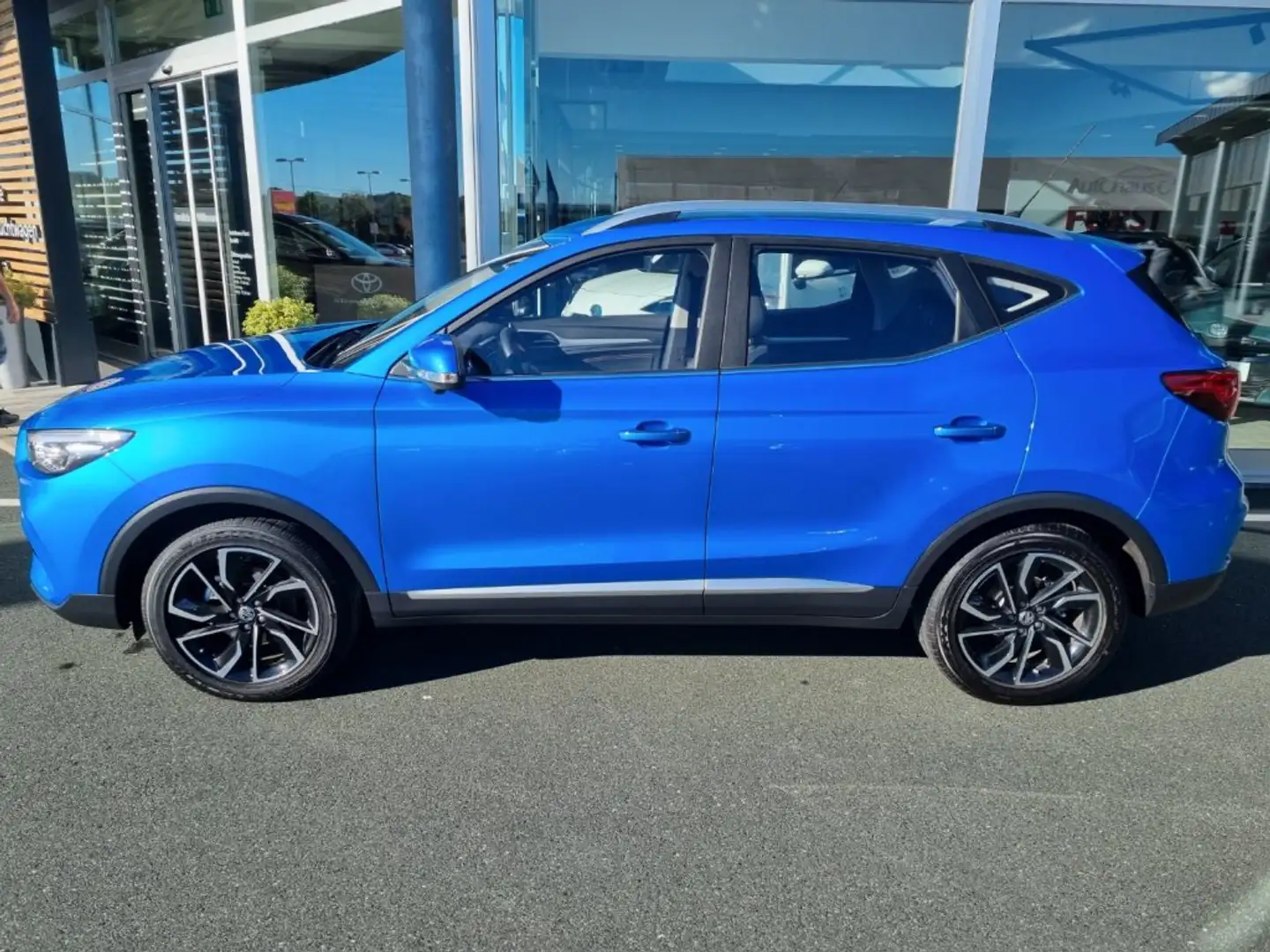 MG ZS MG ZS 1,5 VTi Luxury *8-fach* Bleu - 2