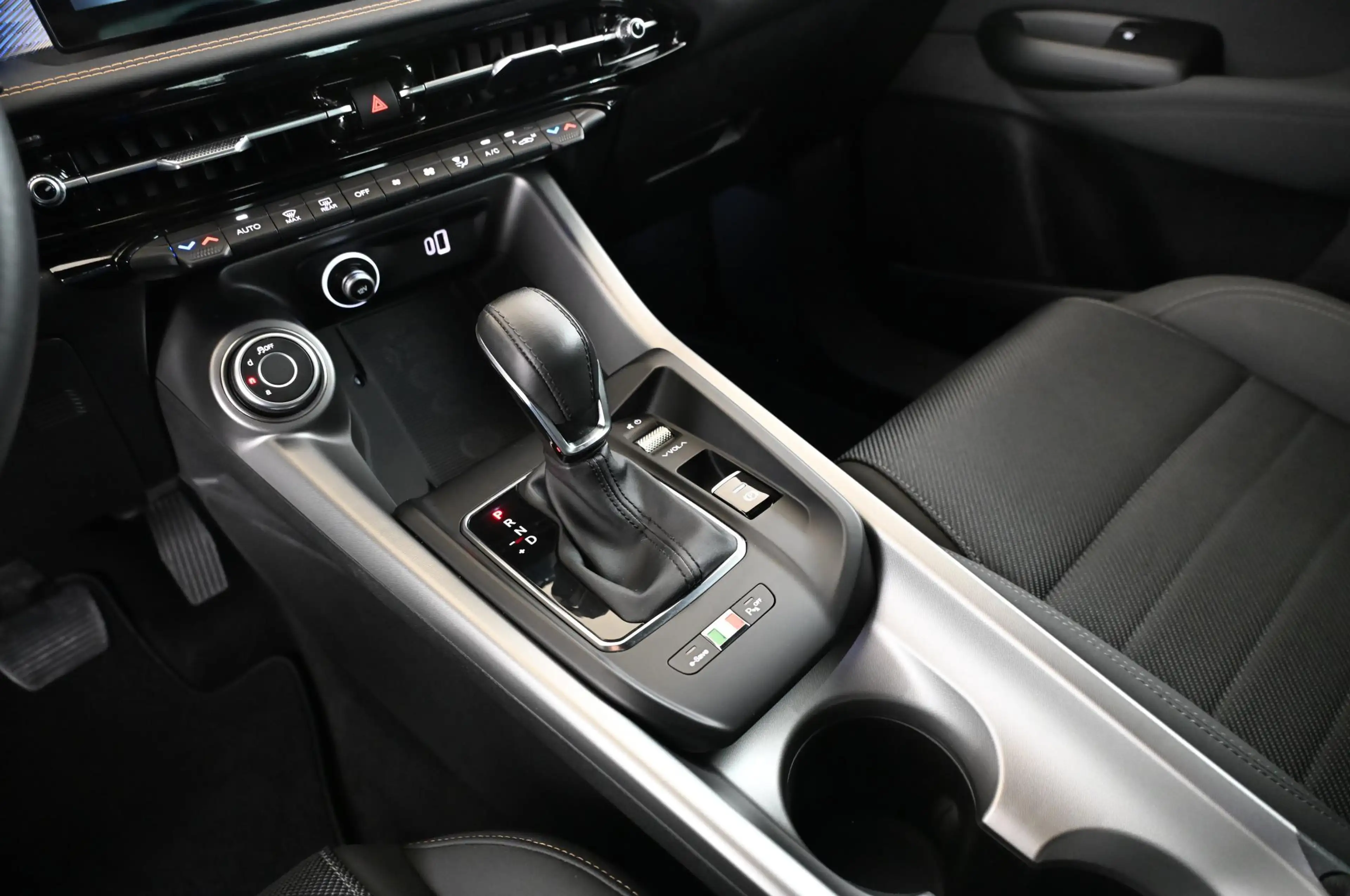 Alfa Romeo Tonale 1.3 PHEV 280 Q4 Ti LED/NAVI/ACC/KAMERA/18 — photo 14