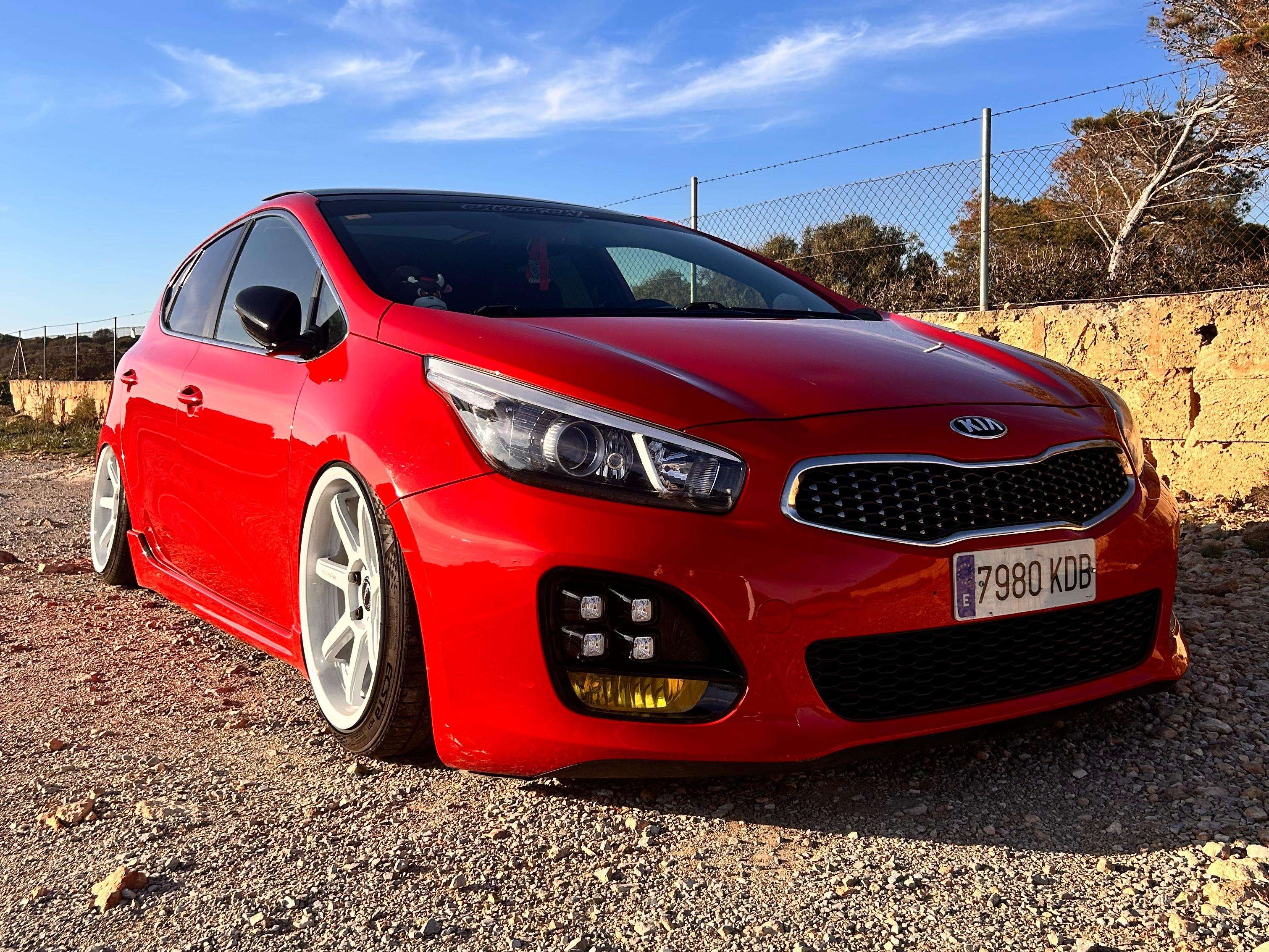 Kia Ceed / cee'd Cee´d 1.0 T-GDI Eco-Dynamics x-Tech17 120 x-Tech17 - foto 1