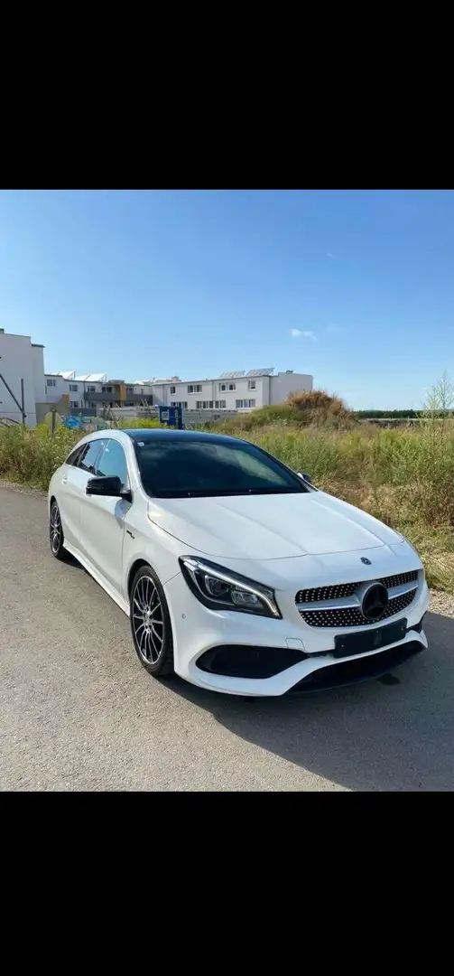 Mercedes-Benz CLA 200 Shooting Brake Aut.  AMG-line Innen und Außen - 1
